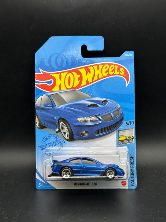 HOT WHEELS - 06 PONTIAC GTO (2018) - HW FACTORY FRESH 5/10