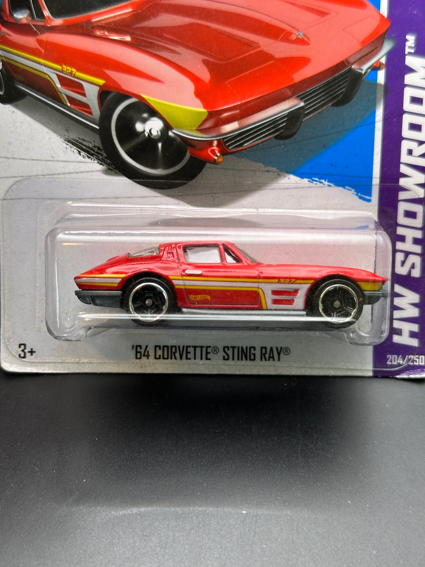 HOT WHEELS - 64 CORVETTE STING RAY (2013) - HW SHOWROOM