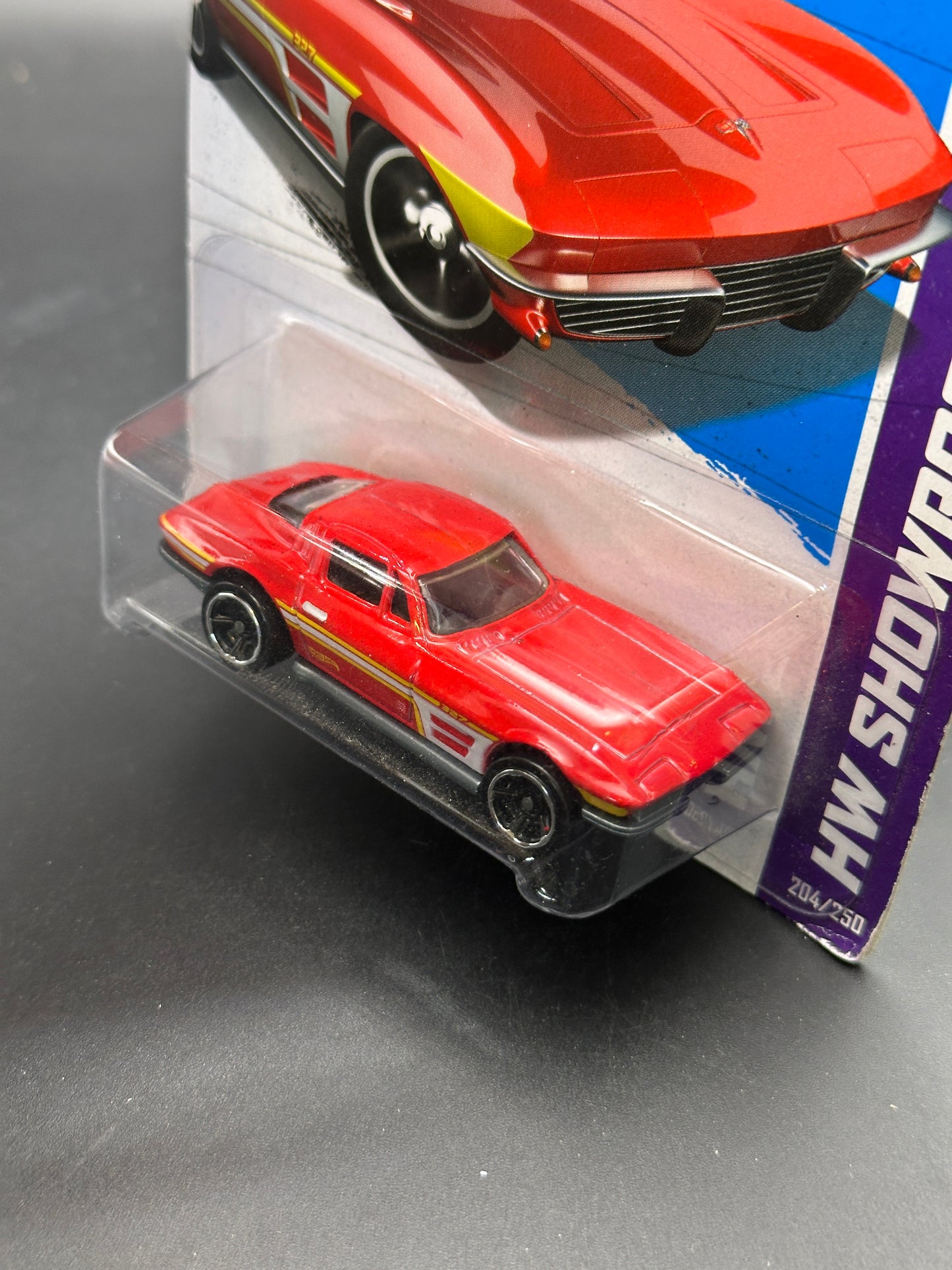 HOT WHEELS - 64 CORVETTE STING RAY (2013) - HW SHOWROOM