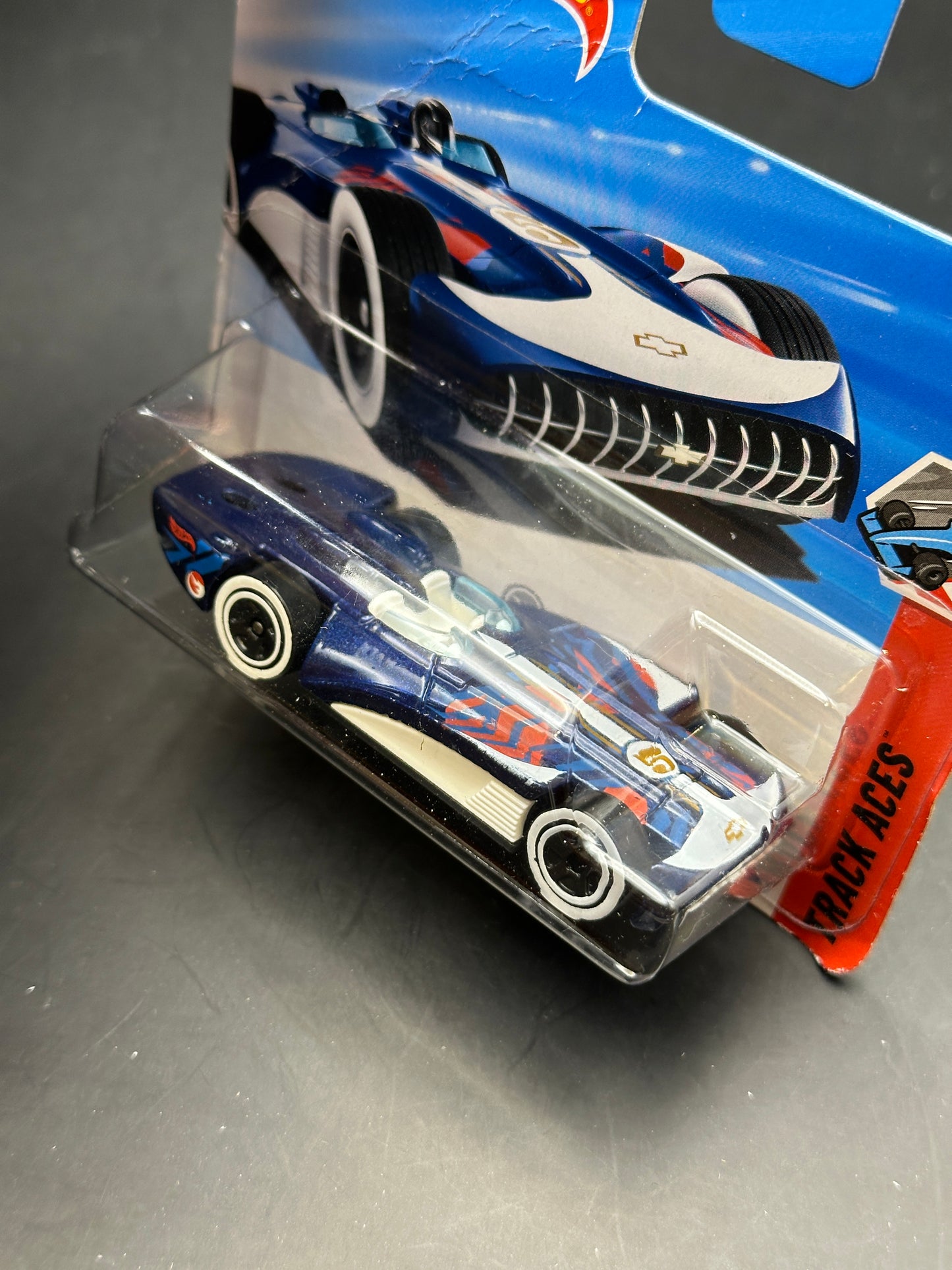 HOT WHEELS - CHEVROLETOR - TREASURE HUNT (2025) - HW TRACK ACES 5/5