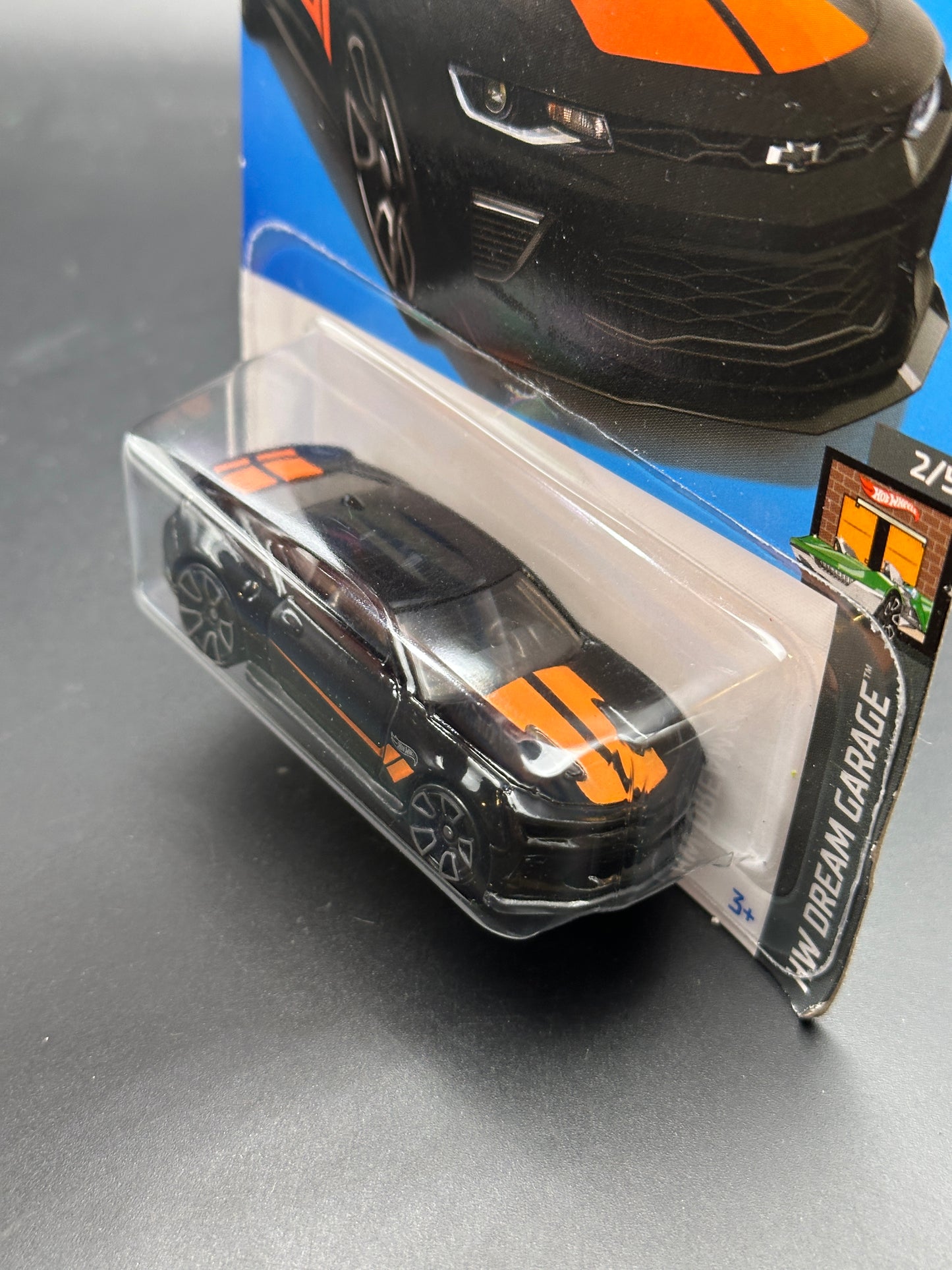HOT WHEELS - 18 CAMARO SS (2024) - HW DREAM GARAGE 2/5