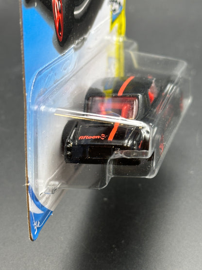 HOT WHEELS - FAIRLADY 2000 (2018) - HW SPEED GRAPHICS 3/10