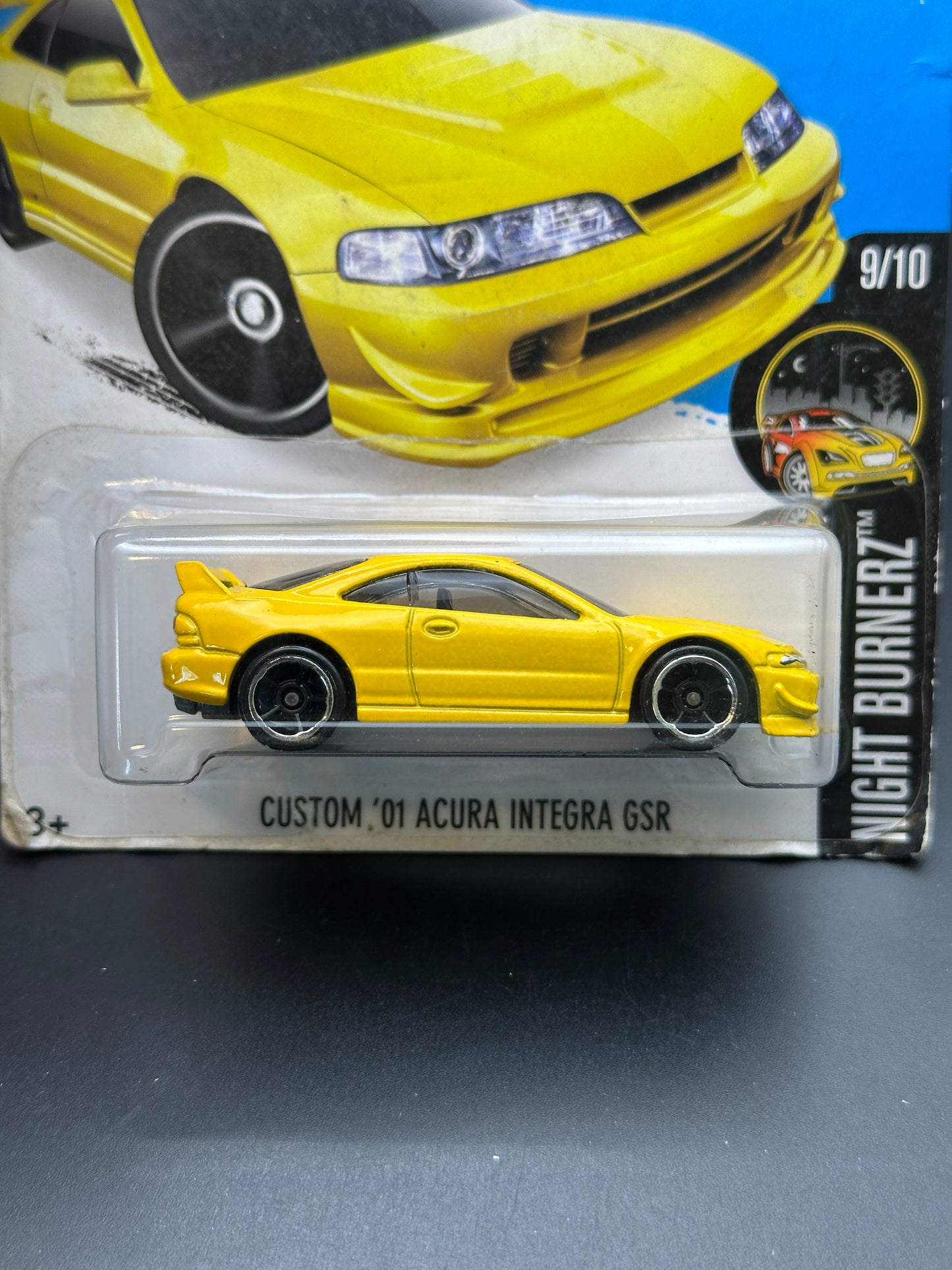 HOT WHEELS - CUSTOM 01 ACURA INTEGRA GSR (2016) - HW NIGHTBURNERZ 9/10