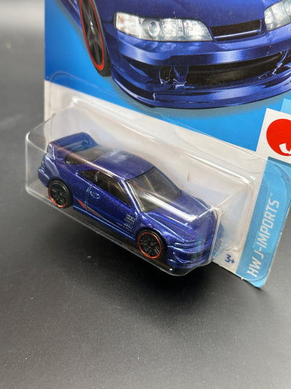 HOT WHEELS - CUSTOM 01 ACURA INTEGRA GSR (2022) - HW J IMPORTS 2/10