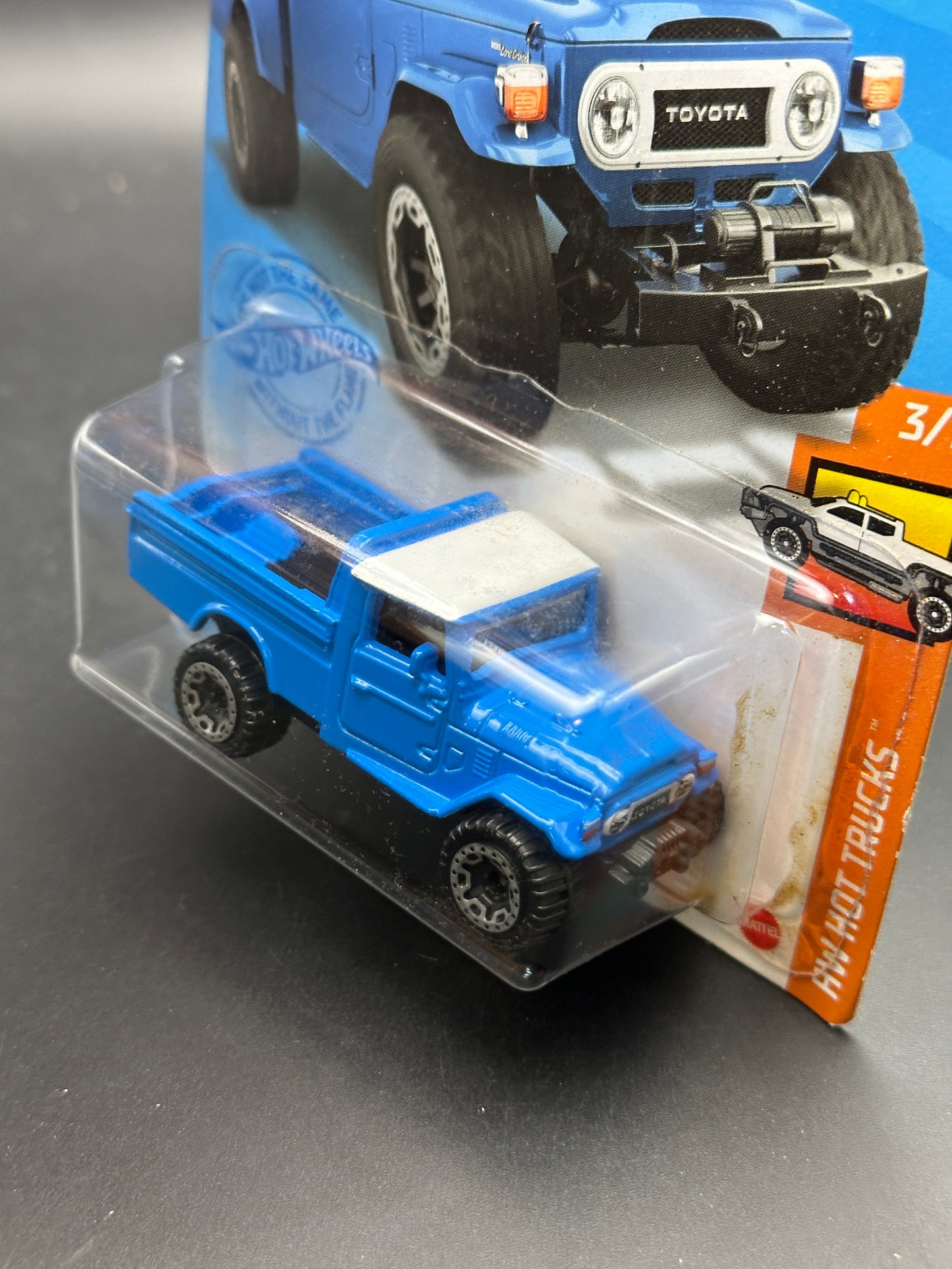 HOT WHEELS - TOYOTA LAND CRUISER (2021) - HW HOT TRUCKS 3/10