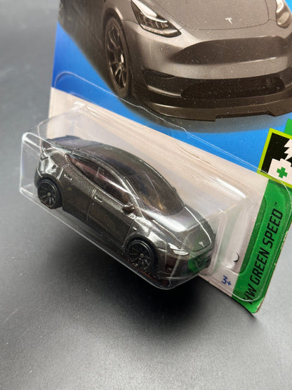 HOT WHEELS - TESLA MODEL Y (2023) - HW GREEN SPEED 1/10