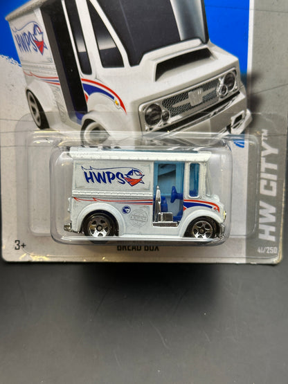 HOT WHEELS - BREAD BOX - TREASURE HUNT (2013) - HW CITY
