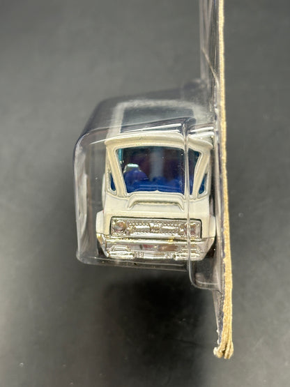 HOT WHEELS - BREAD BOX - TREASURE HUNT (2013) - HW CITY