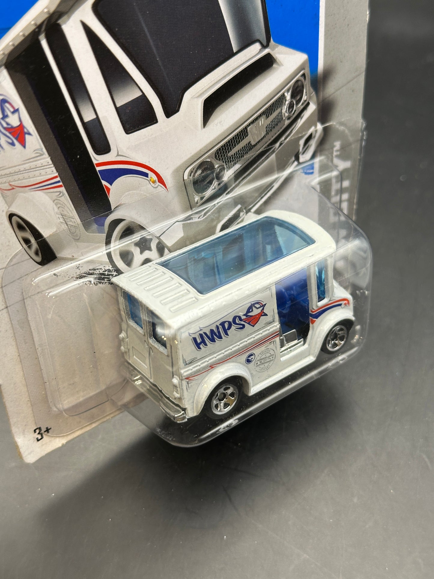 HOT WHEELS - BREAD BOX - TREASURE HUNT (2013) - HW CITY