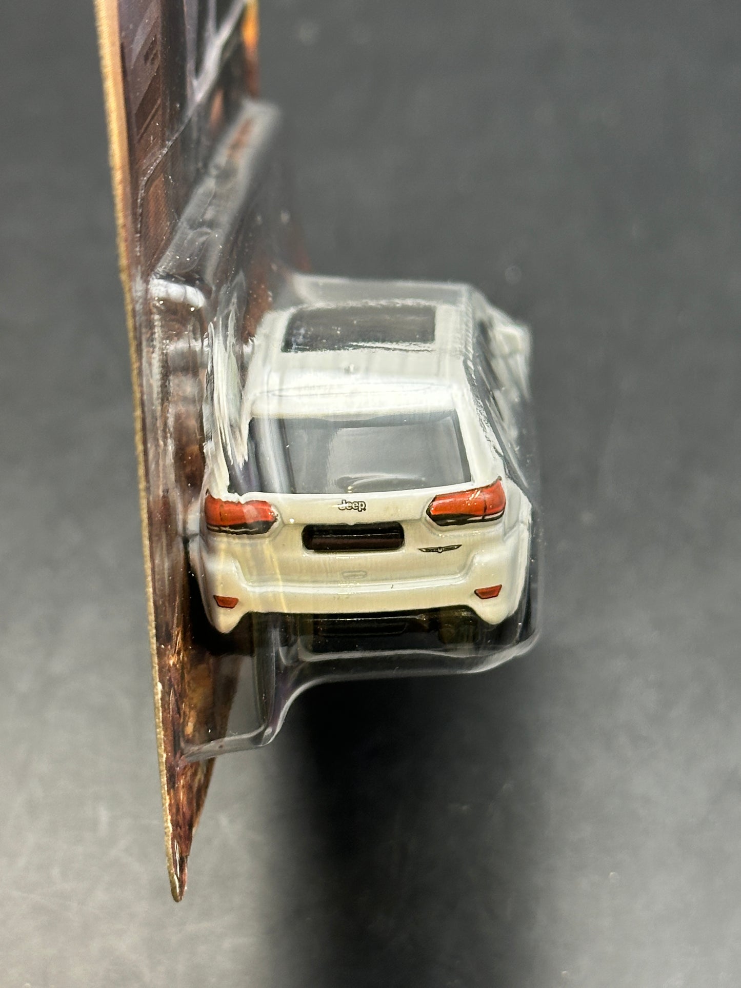 HOT WHEELS - 2019 JEEP GRAND CHEROKEE TRACKHAWK (2026) - SILVER SERIES - PERFORMANCE TRUCKS SERIES 3/5