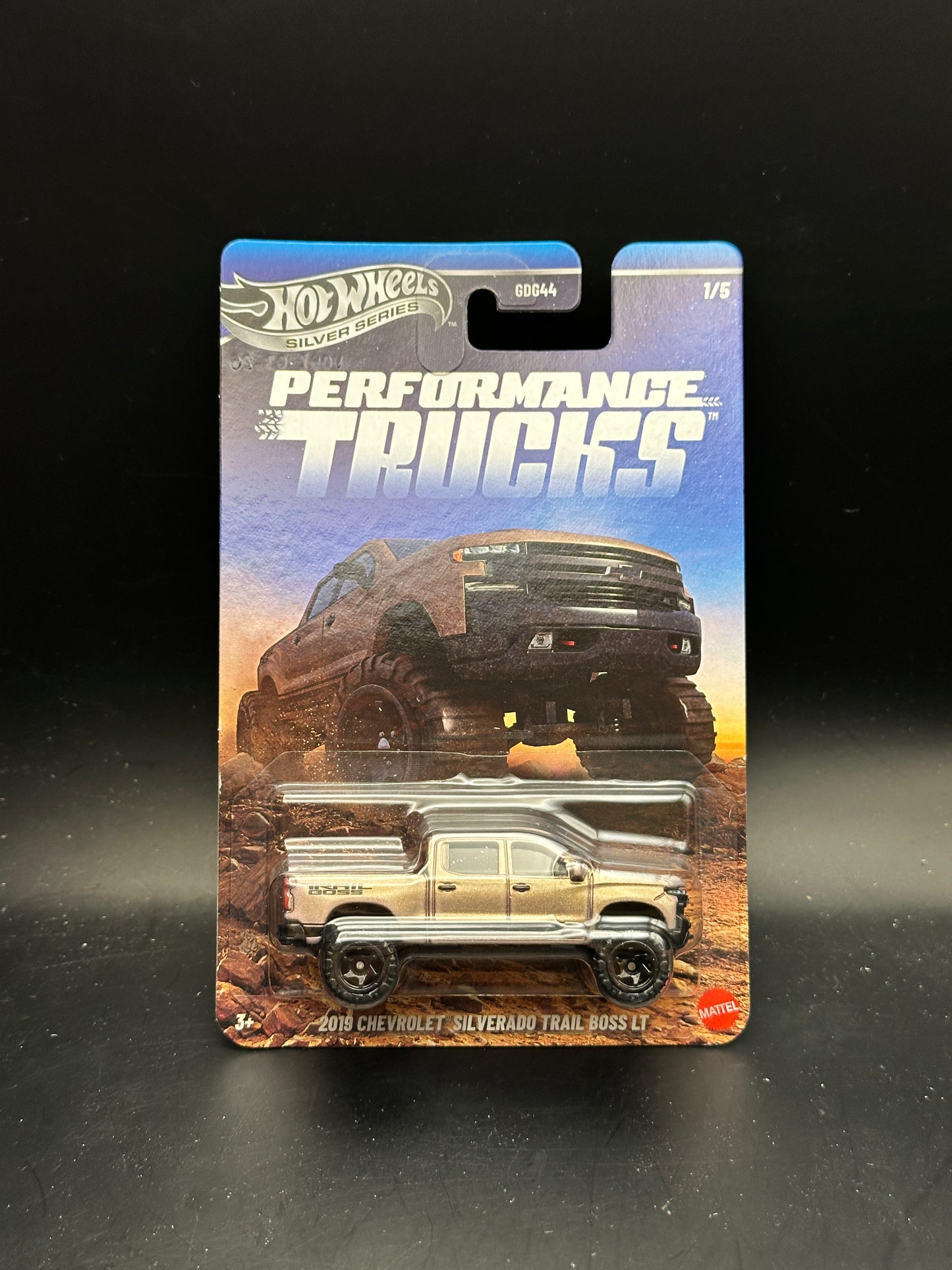 HOT WHEELS - 2019 CHEVROLET SILVERADO TRAIL BOSS LT (2026) - SILVER SERIES - PERFORMANCE TRUCKS SERIES 1/5