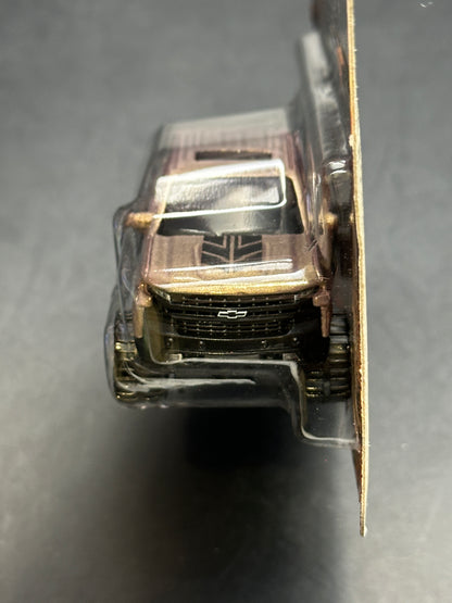 HOT WHEELS - 2019 CHEVROLET SILVERADO TRAIL BOSS LT (2026) - SILVER SERIES - PERFORMANCE TRUCKS SERIES 1/5