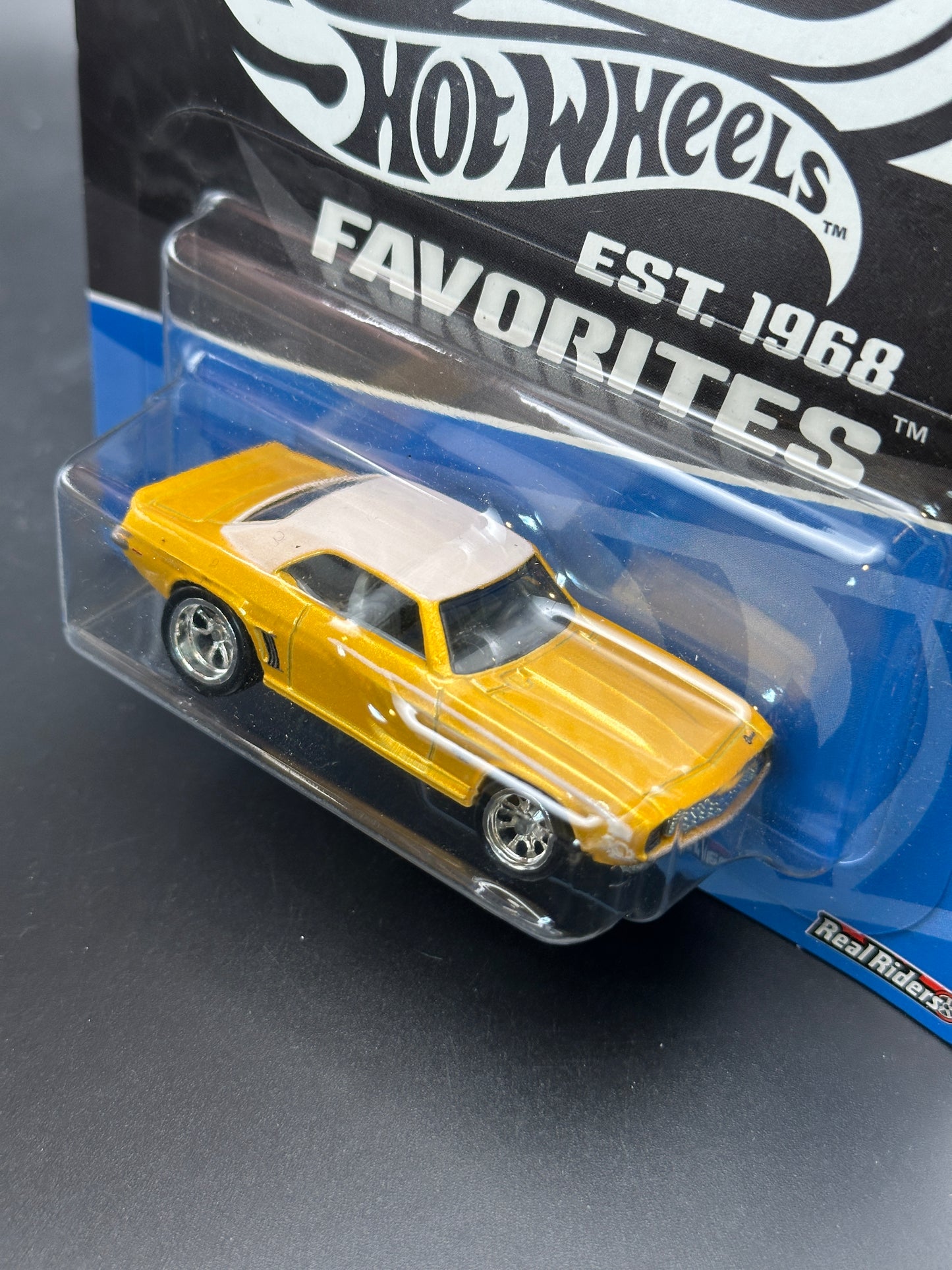 HOT WHEELS - 69 CAMARO (2018) - HW 50th ANNIVERSARY FAVORITES 9/10