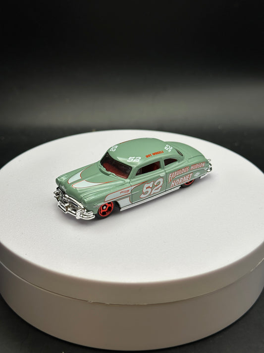 HOT WHEELS - 52 HUDSON HORNET (2026) - MULTIPACK EXCLUSIVE - LOOSE