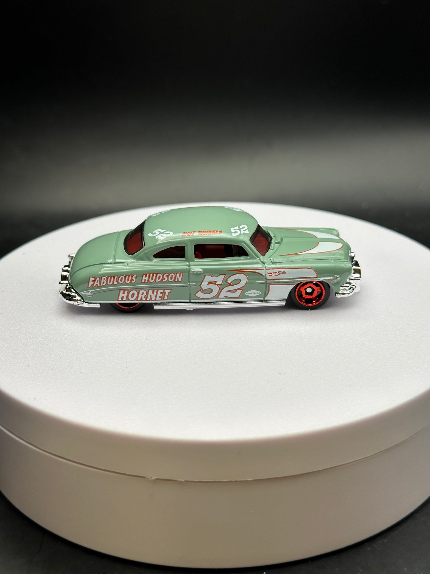 HOT WHEELS - 52 HUDSON HORNET (2026) - MULTIPACK EXCLUSIVE - LOOSE