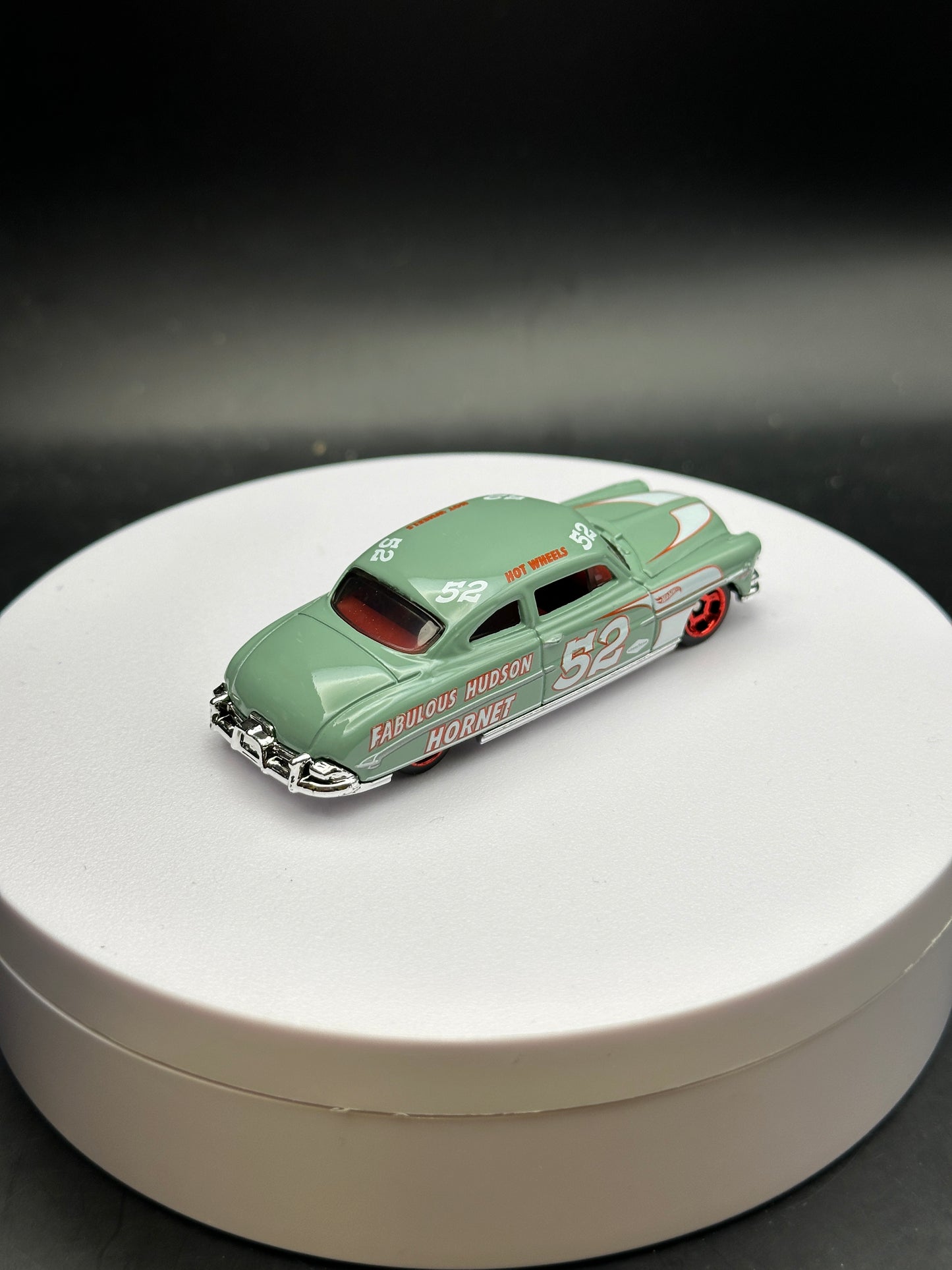 HOT WHEELS - 52 HUDSON HORNET (2026) - MULTIPACK EXCLUSIVE - LOOSE