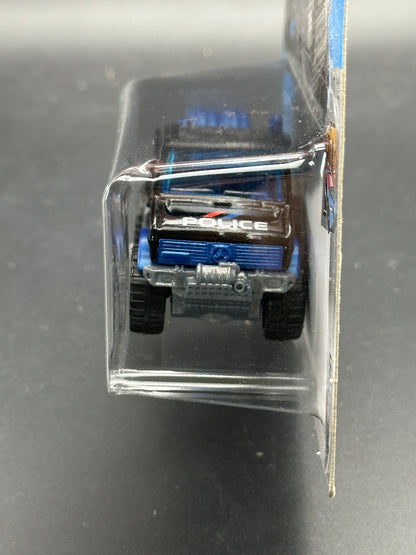 HOT WHEELS - MERCEDES BENZ UNIMOG (2020) - TREASURE HUNT - HW METRO 10/10