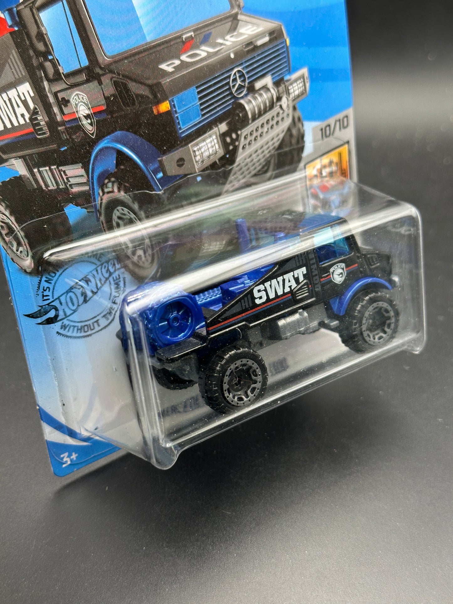 HOT WHEELS - MERCEDES BENZ UNIMOG (2020) - TREASURE HUNT - HW METRO 10/10