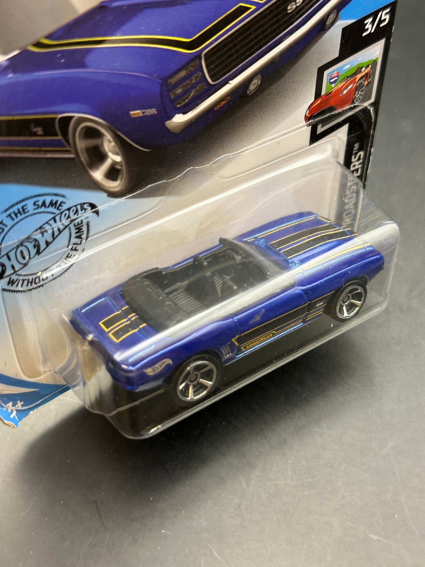 HOT WHEELS - 69 CAMARO CONVERTIBLE (2020) - HW ROADSTERS 3/5
