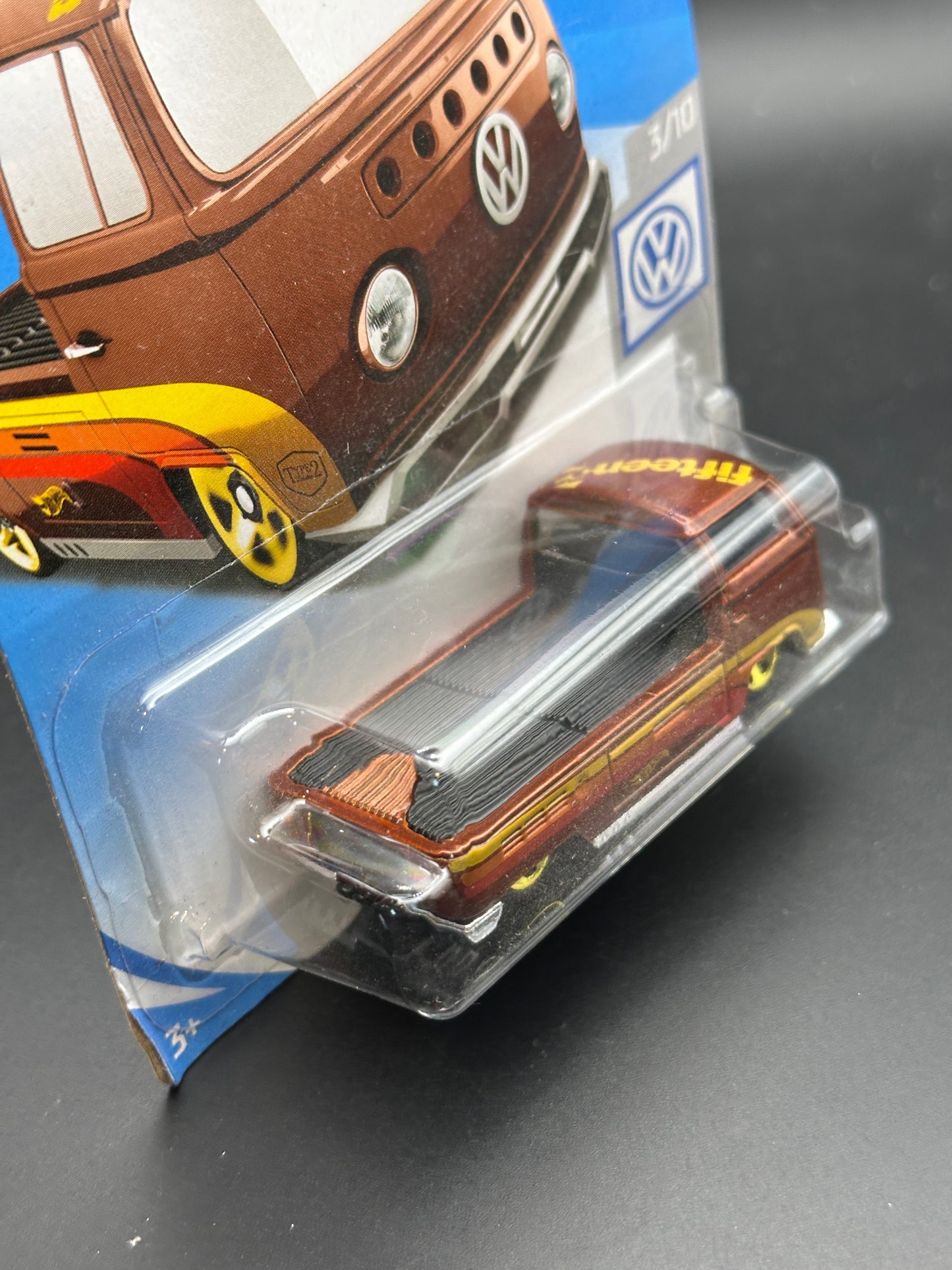 HOT WHEELS - VOLKSWAGEN T2 PICKUP (2019) - HW VOLKSWAGEN 3/10