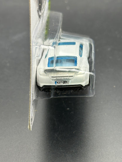 HOT WHEELS - PORSCHE PANAMERA (2015) - HW WORKSHOP