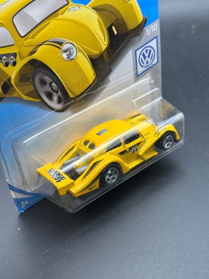 HOT WHEELS - VOLKSWAGEN KAFER RACER (2019) - HW VOLKSWAGEN 1/10
