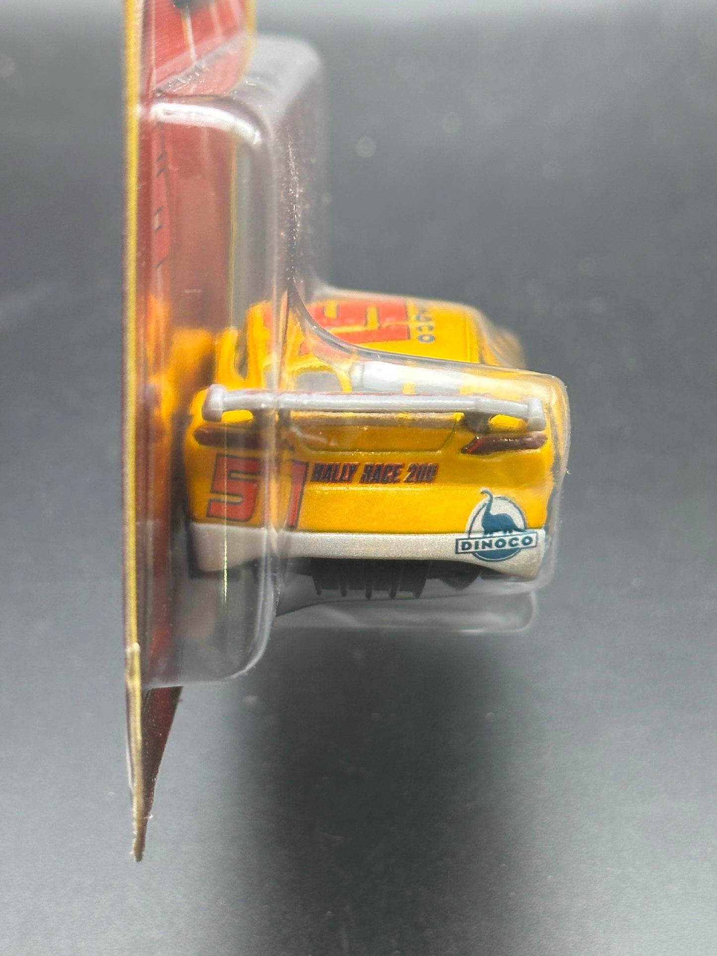 DISNEY PIXAR CARS - CRUZ RAMIREZ - RADIATOR SPRINGS RACE AND RESCUE CARS - DIECAST