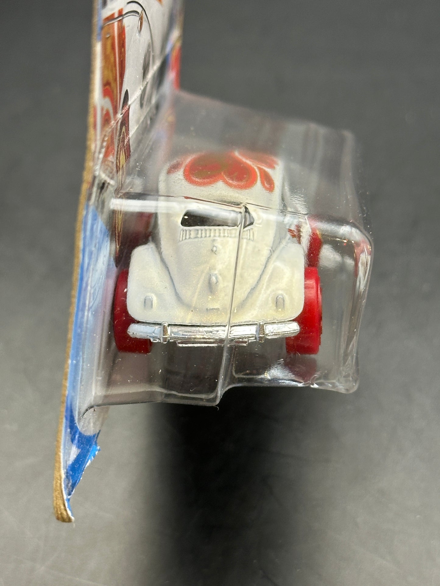HOT WHEELS - VOLKSWAGEN BEETLE (2021) - HW HOLIDAY RACERS 4/5