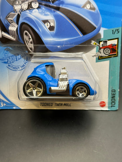 HOT WHEELS - TOONED TWIN MILL (2021) - HW TOONED 1/5