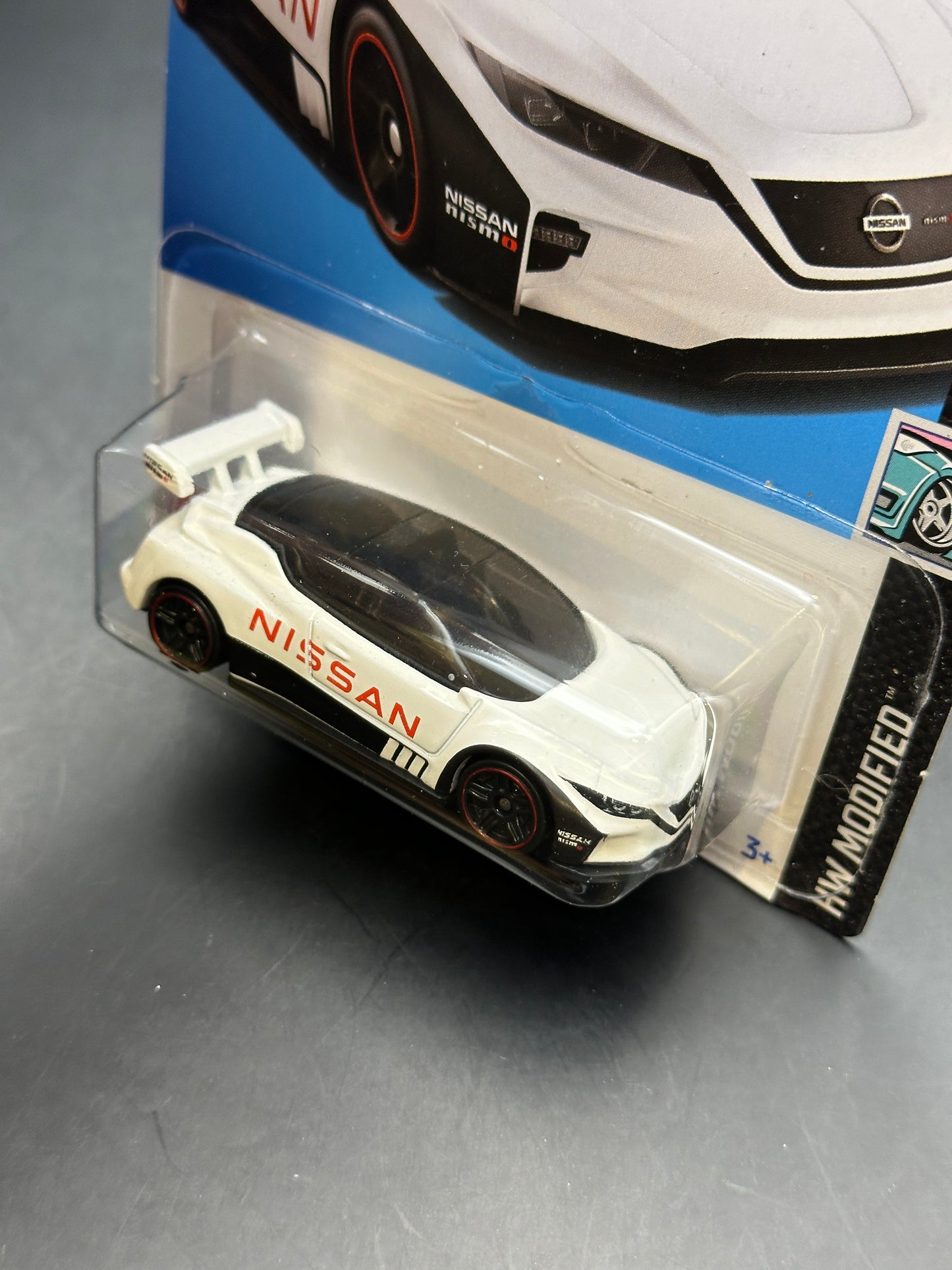 HOT WHEELS - NISSAN LEAF NISMO RC 02 (2023) - HW MODIFIED 4/5