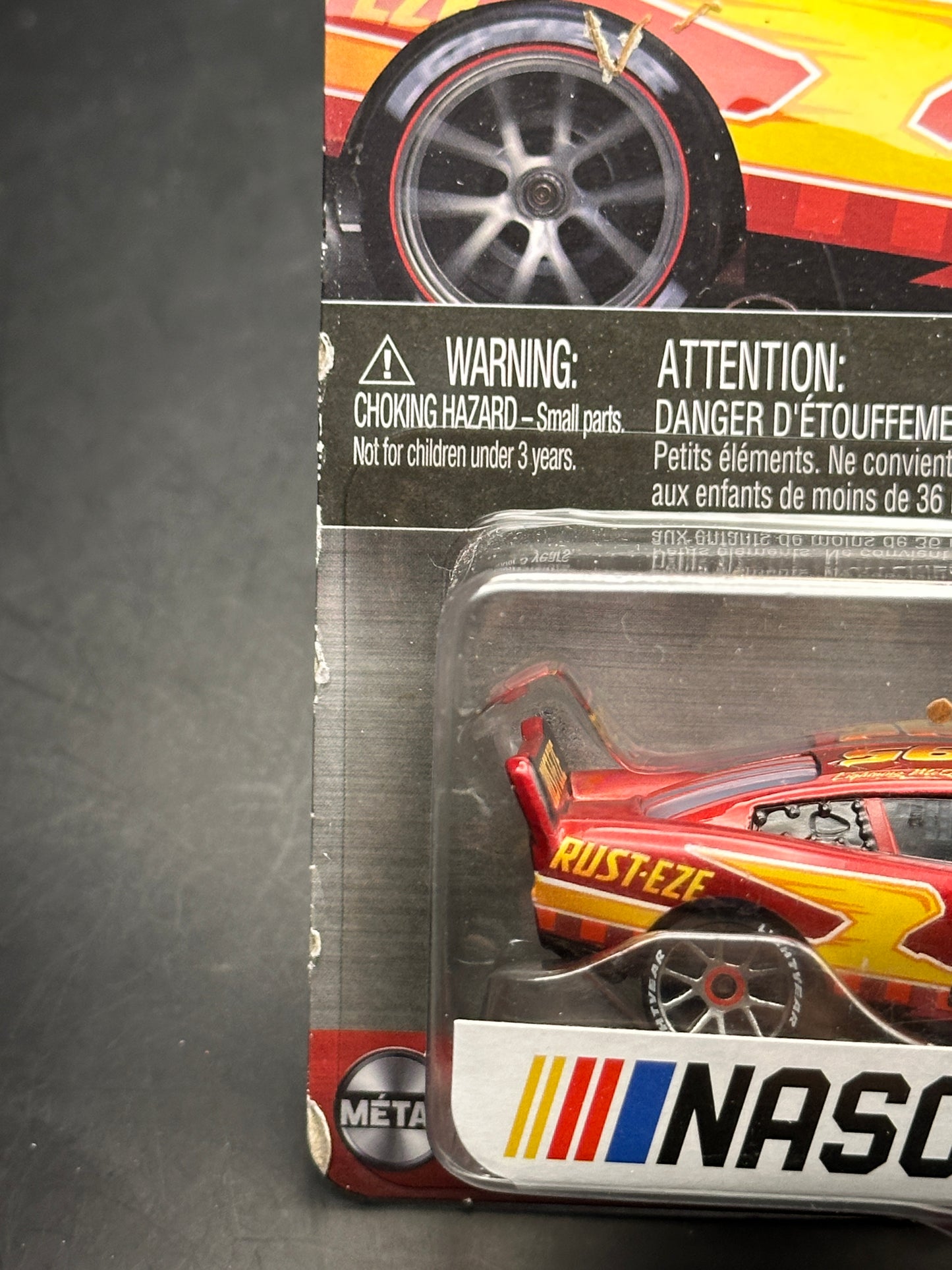 DISNEY PIXAR CARS - RUSTEZE LIGHTNING MCQUEEN - NASCAR EDITION - DIECAST