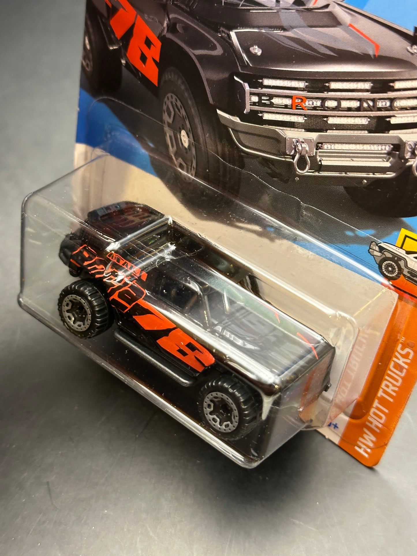 HOT WHEELS - FORD BRONCO R (2023) - HW HOT TRUCKS 8/10