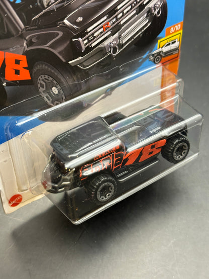 HOT WHEELS - FORD BRONCO R (2023) - HW HOT TRUCKS 8/10