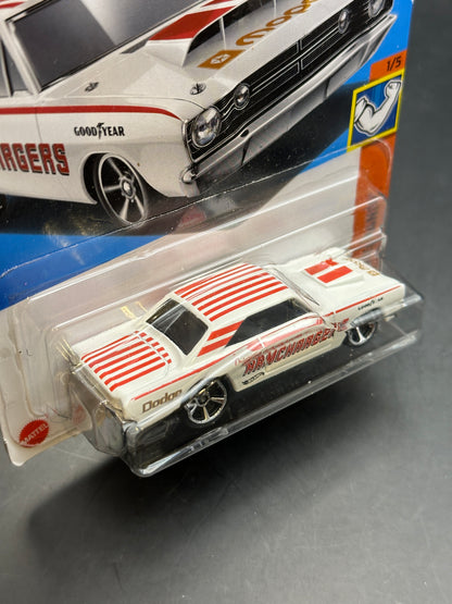 HOT WHEELS - 68 DODGE DART (2024) - HW MUSCLE MANIA 1/5