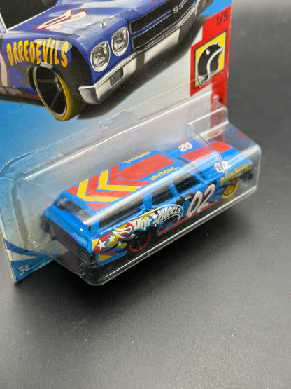 HOT WHEELS - 70 CHEVELLE SS WAGON (2018) - HW DAREDEVILS 1/5