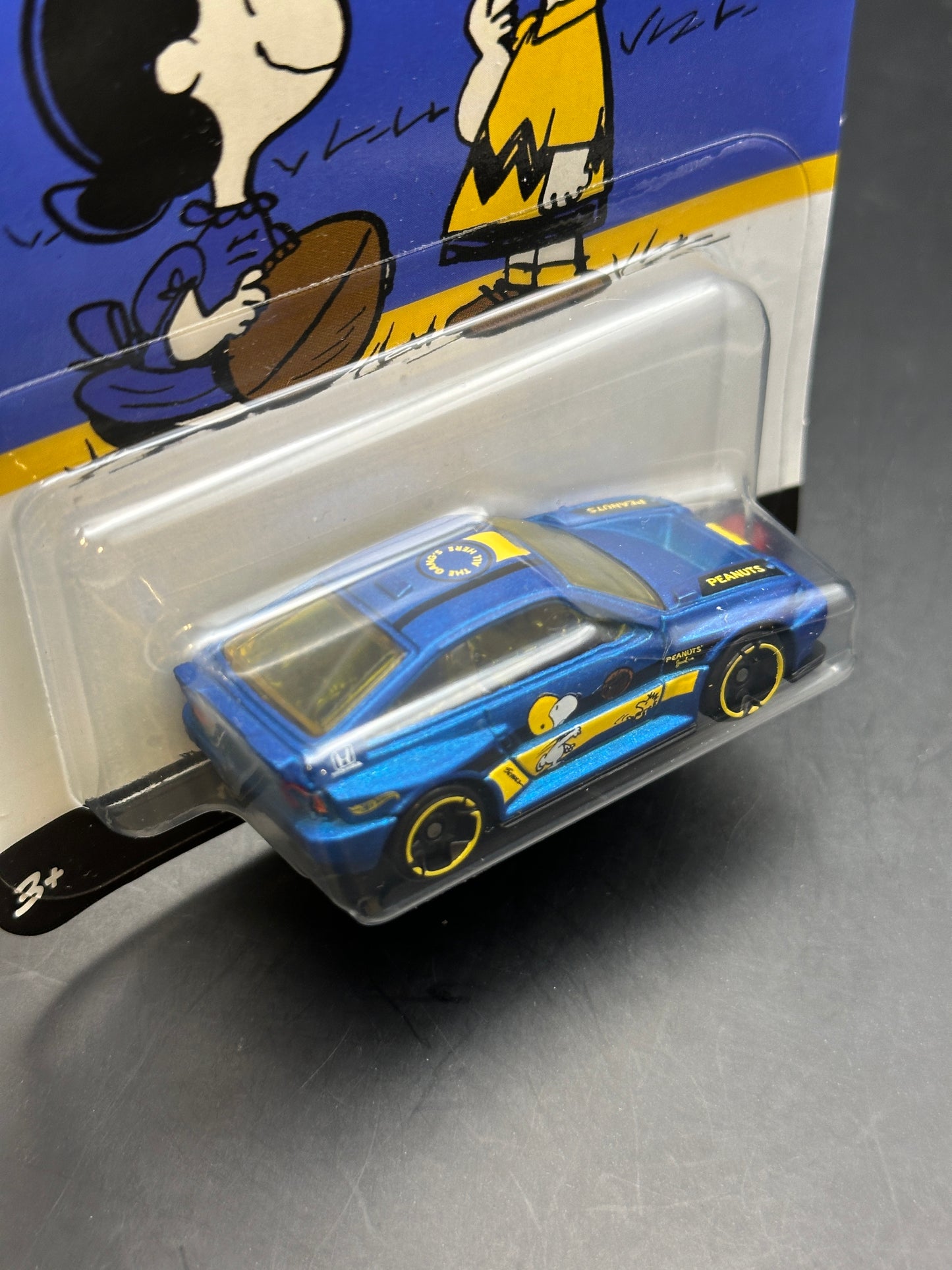HOT WHEELS SILVER SERIES - 1985 HONDA CR-X (2025) - PEANUTS 75 YEARS SERIES 2/5