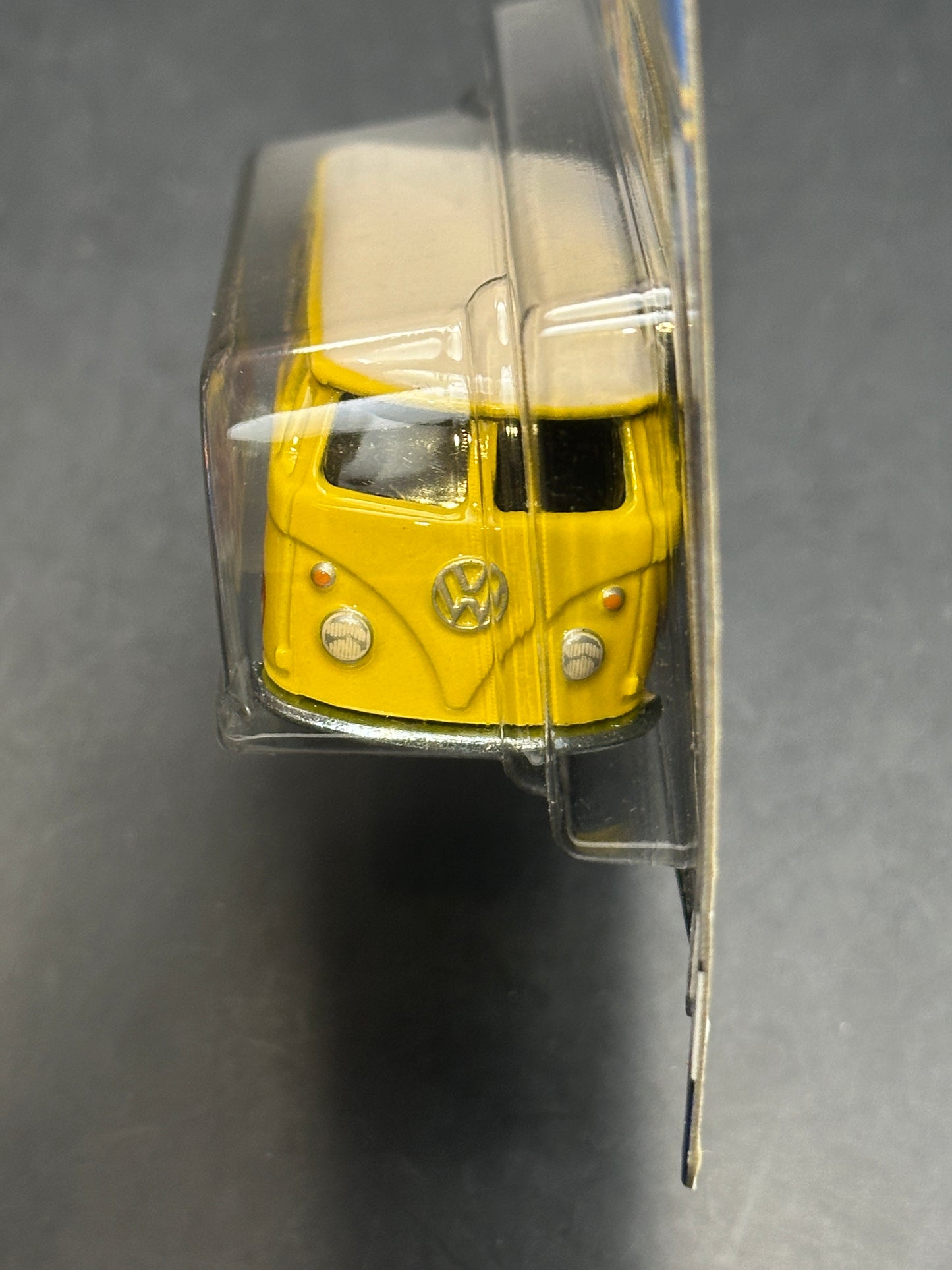 HOT WHEELS - VOLKSWAGEN T1 PANEL BUS (2018) - CAR CULTURE - CARGO CARRIERS 1/5