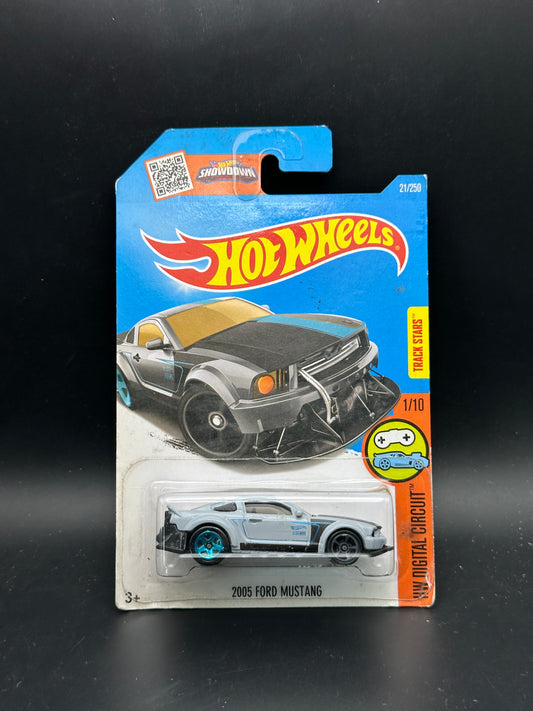 HOT WHEELS - 2005 FORD MUSTANG (2005) - HW DIGITAL CIRCUIT 1/10