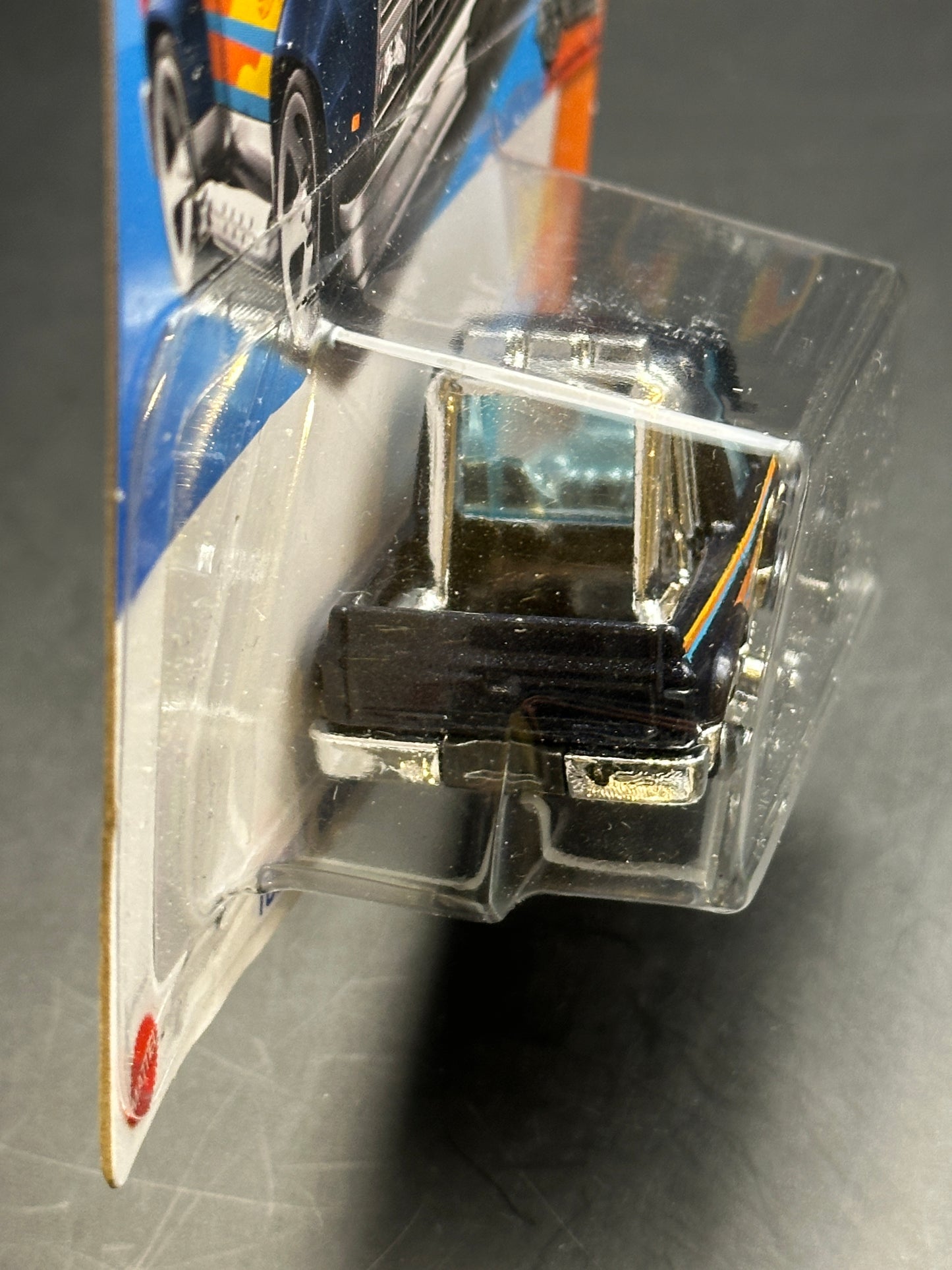 HOT WHEELS - TOON’D 83 CHEVY SILVERADO (2023) - HW HOT TRUCKS 1/10