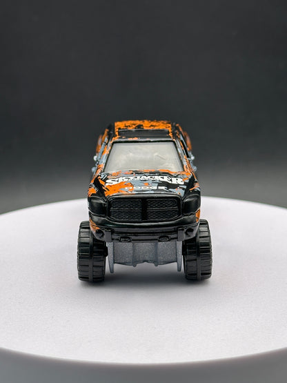 HOT WHEELS - RAM 1500 (2018) HW HOT TRUCKS 5/10 - LOOSE