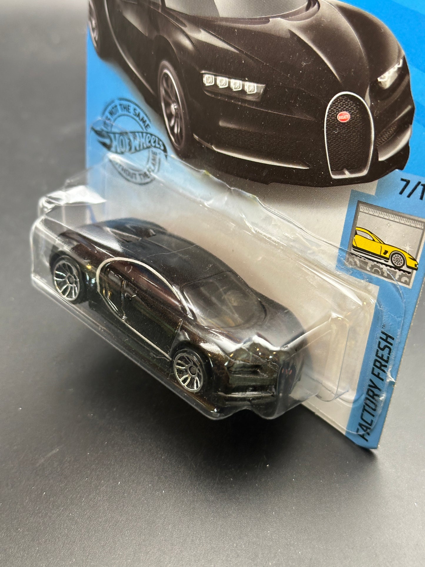 HOT WHEELS - 16 BUGATTI CHIRON (2020) - HW FACTORY FRESH 7/10