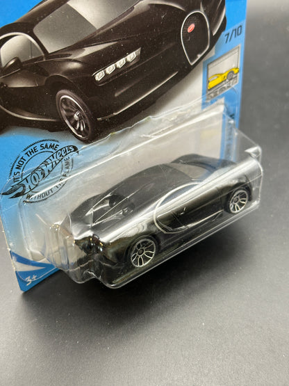 HOT WHEELS - 16 BUGATTI CHIRON (2020) - HW FACTORY FRESH 7/10