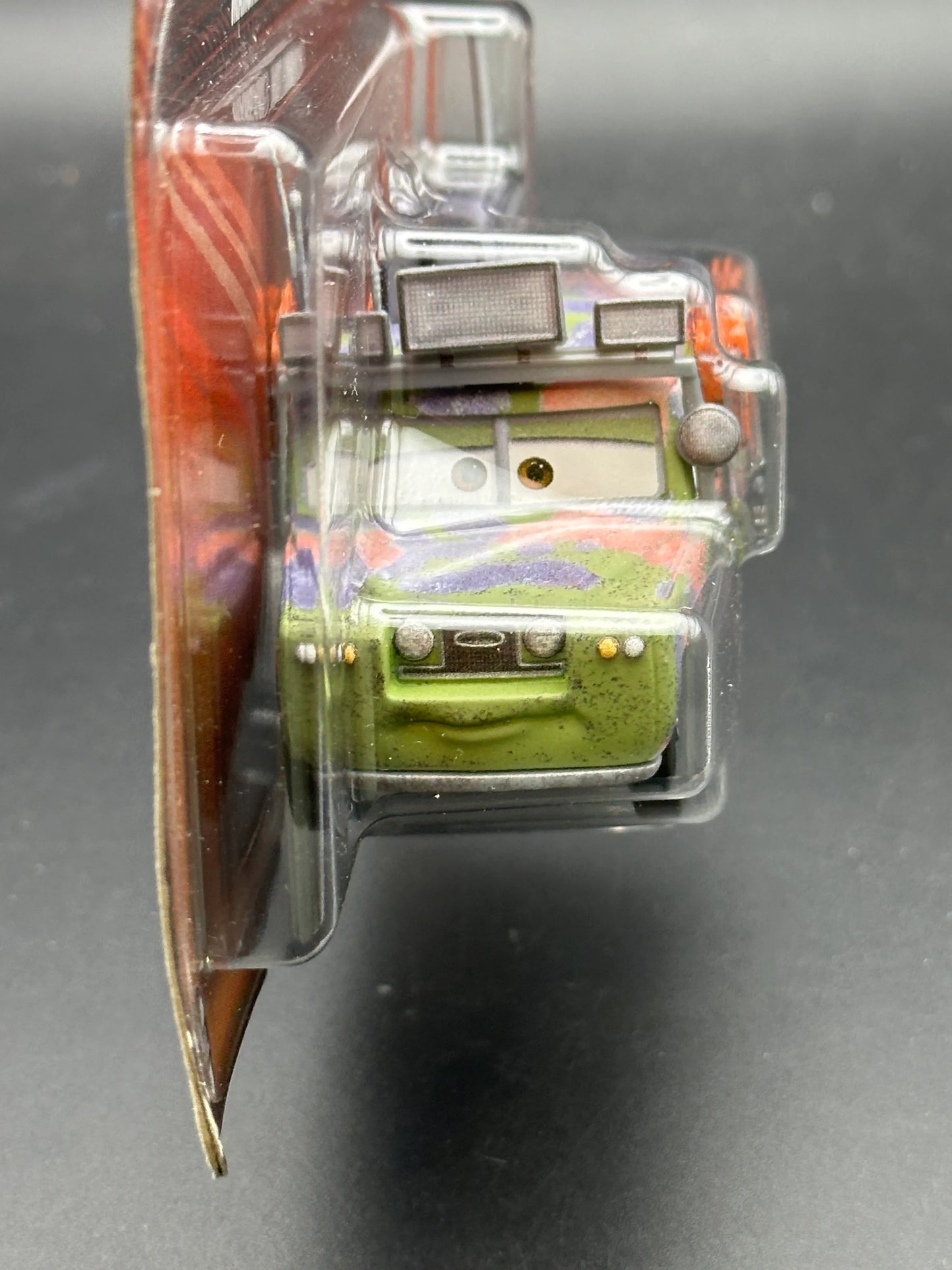 DISNEY PIXAR CARS - MARGARET MOTORRAY - CARS - DIECAST