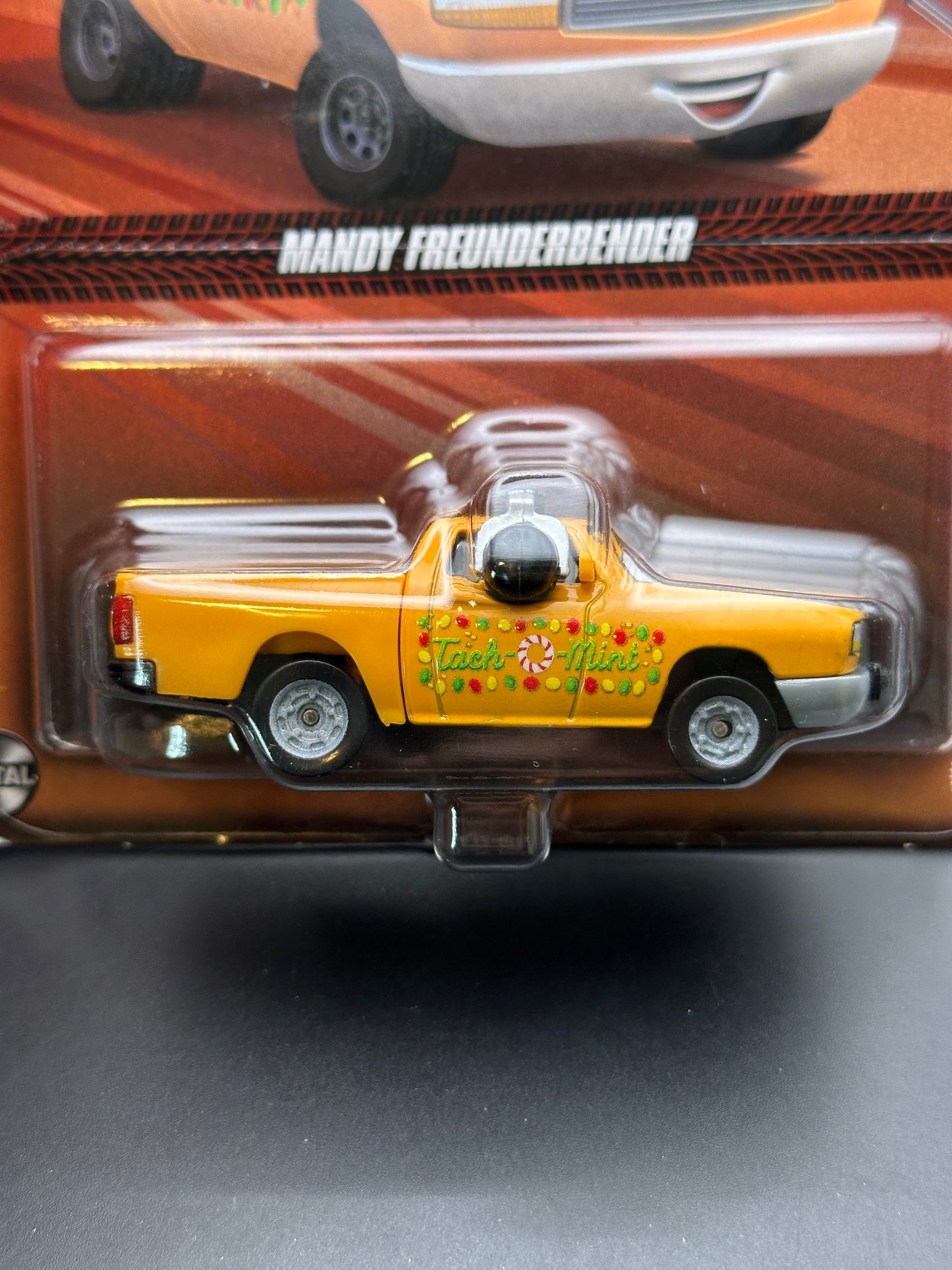 DISNEY PIXAR CARS - MANDY FREUNDERBENDER - CARS - DIECAST