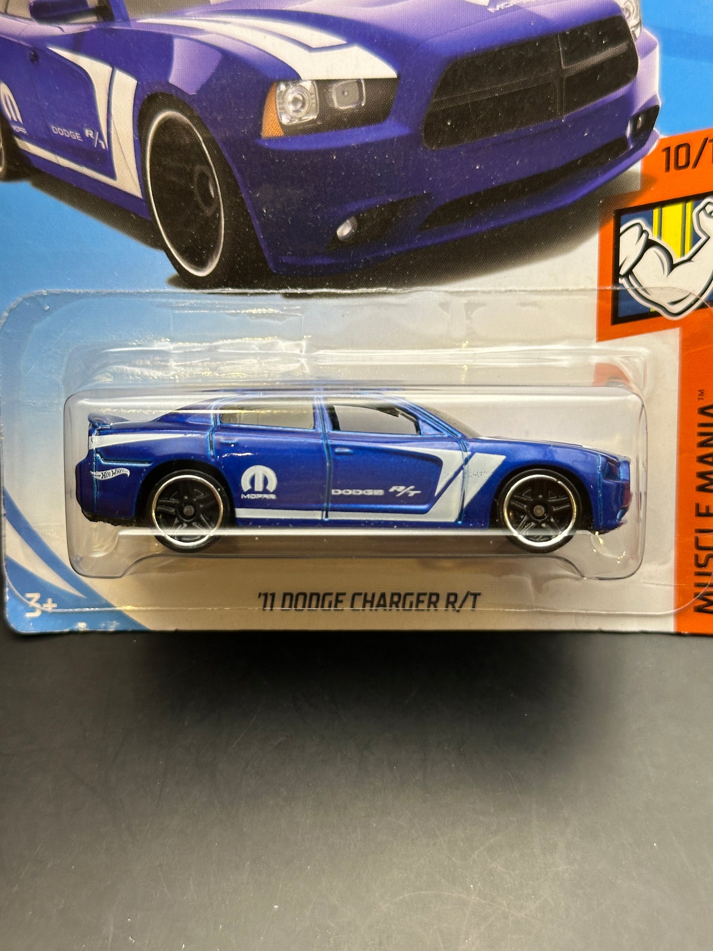 HOT WHEELS - 11 DODGE CHARGER R/T (2019) - HW MUSCLE MANIA 10/10