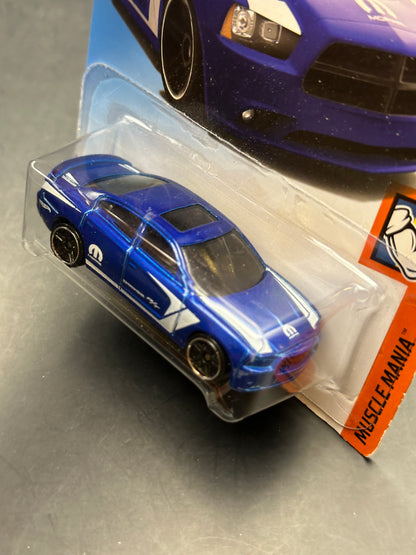 HOT WHEELS - 11 DODGE CHARGER R/T (2019) - HW MUSCLE MANIA 10/10