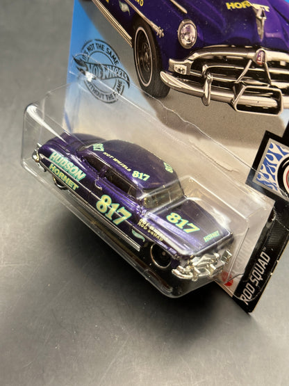 HOT WHEELS - 52 HUDSON HORNET (2020) - HW ROD SQUAD 4/10