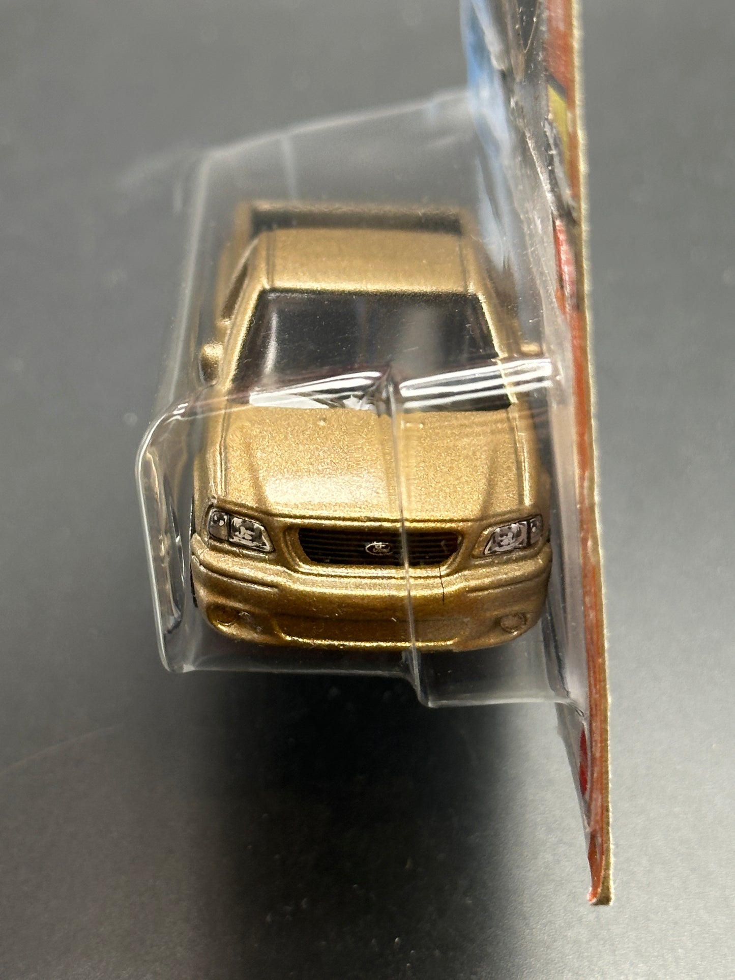 HOT WHEELS - 99 FORD F-150 SVT LIGHTNING (2020) - HW HOT TRUCKS 1/10