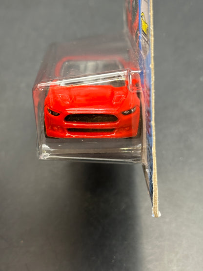 HOT WHEELS - 2015 FORD MUSTANG GT CONVERTIBLE (2017) - HW FACTORY FRESH 2/10