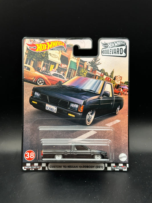 HOT WHEELS - CUSTOM 93 NISSAN HARDBODY D21 (2021) - HW BOULEVARD #38